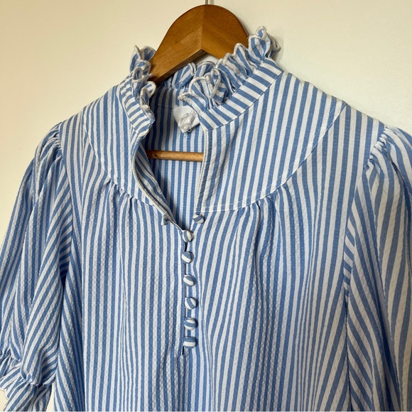Tuckernuck Pomander Place  Blue Stripe Selena Blouse Top Size M Preppy Coast - Picture 4 of 6